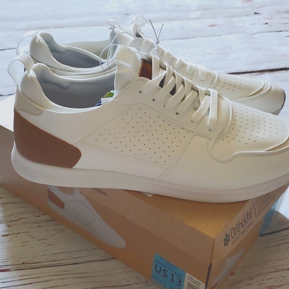 Steve Madden Other - 🆕️ STEVE MADDEN MEN'S JOGGER SNEAKER 🏃